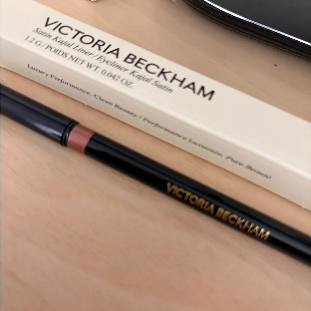 Victoria Beckham Metallic Copper Eye Liner with Smudge Tip